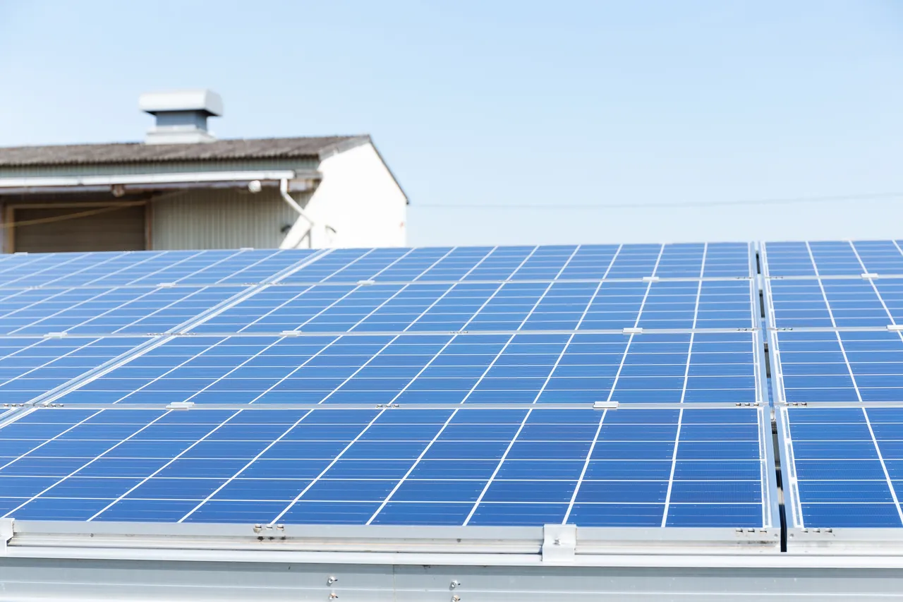 panneaux-solaires-maison-chauffage