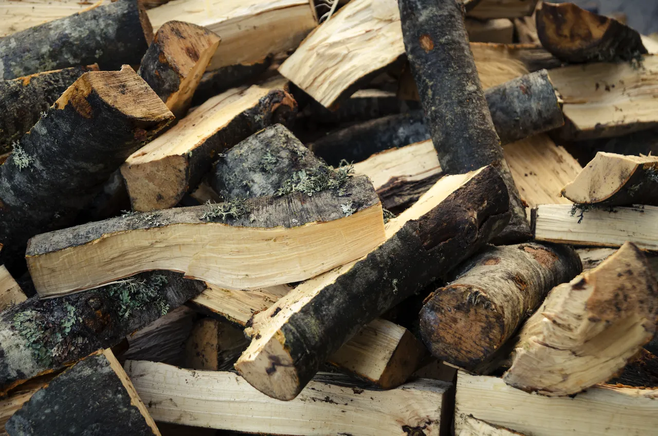 risques-stockage-bois-chauffage