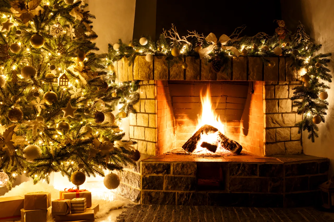 sapin-noel-cheminee