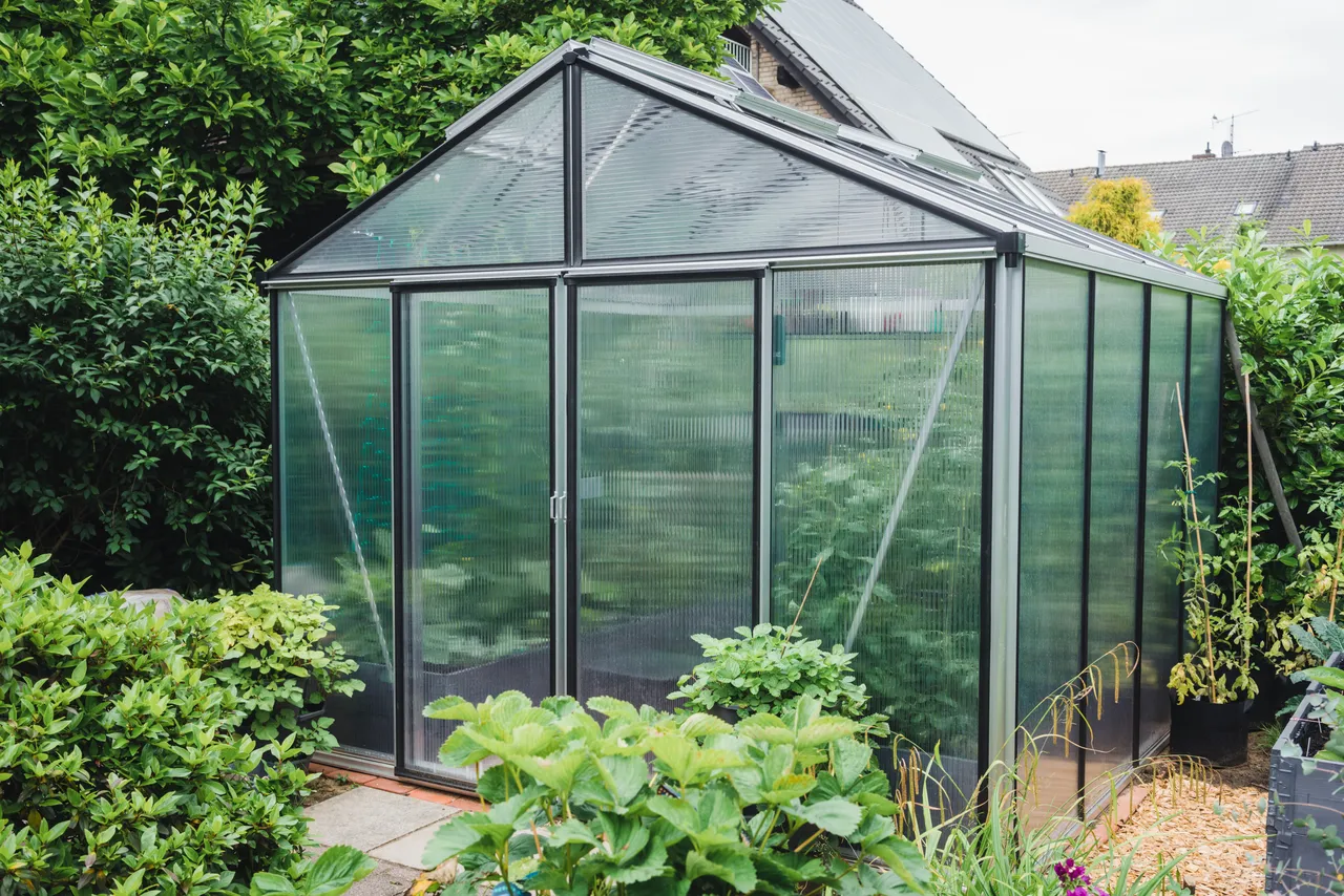 taxe-serre-jardin
