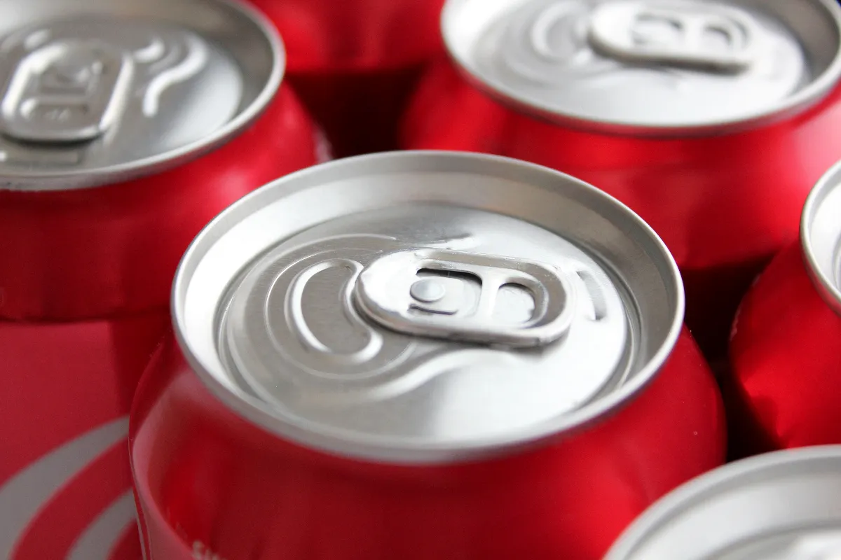 voici-comment-utiliser-le-coca-cola-pour-votre-jardin-5-astuces-incroyables