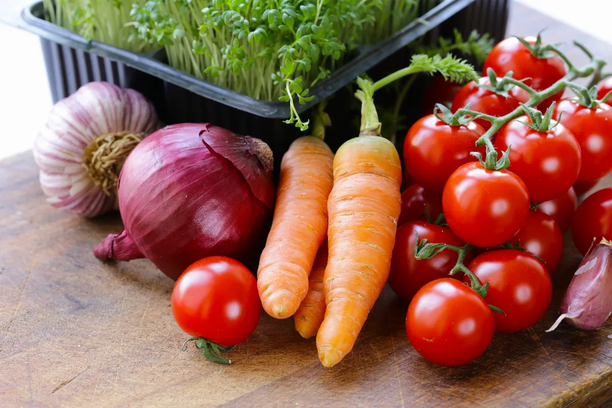 les-10-fruits-et-legumes-a-cultiver-facilement-sans-eau-ni-entretien-decouvrez-lesquels