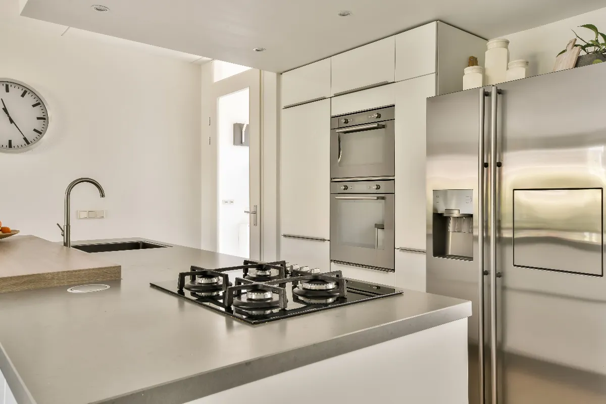 quel-est-le-bon-prix-pour-une-cuisine-equipee-avec-la-pose-voici-comment-evaluer-votre-budget
