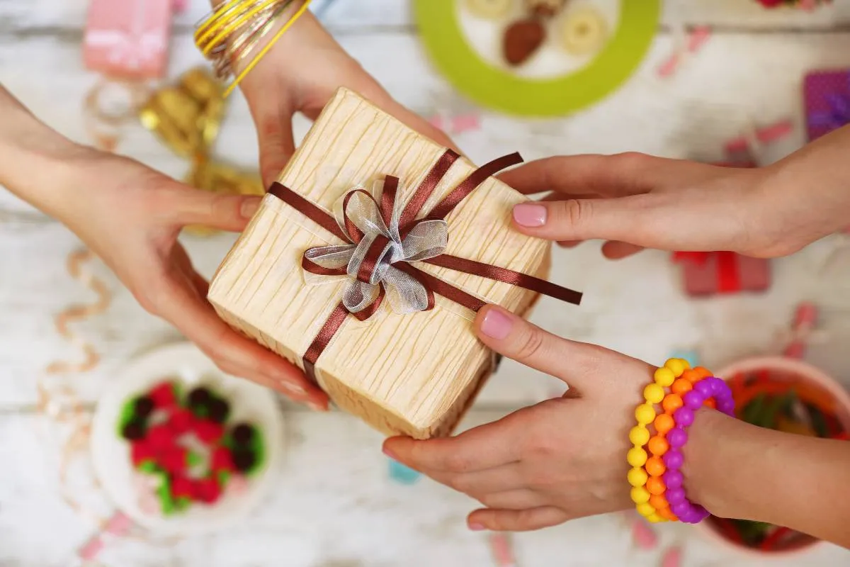 quel-cadeau-offrir-a-ses-collaborateurs-pour-leur-faire-plaisir